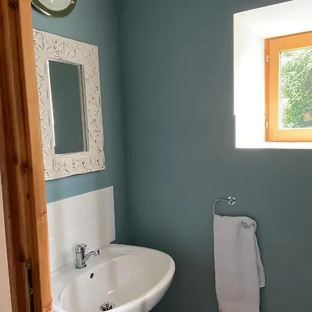 La Roche Holiday home Reffuveille